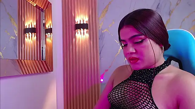 Jasmine_Jones7: онлайн-секс-чат