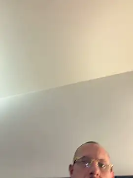 XXX chat uživo modela Guitccch