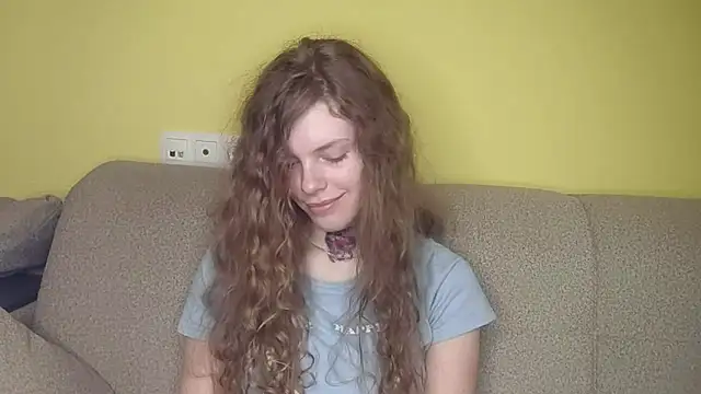 RayaNenlia Obrolan Langsung XXX