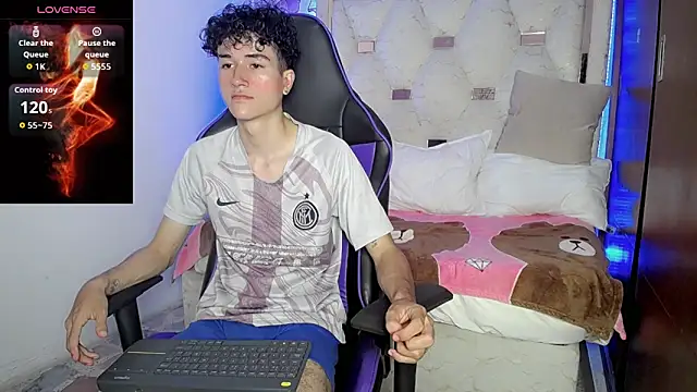 johnny_cagee 现场XXX聊天