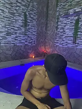 Alejandroo_Montenegro Chat XXX live