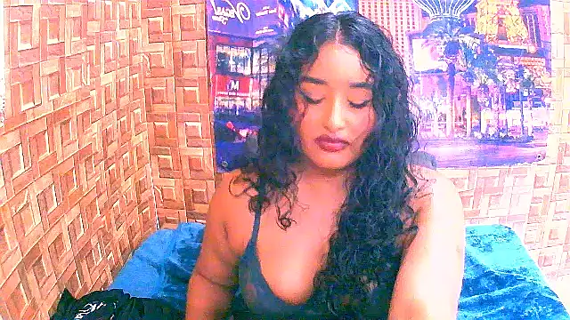 Chat +18 de IndianAngel4u ao vivo