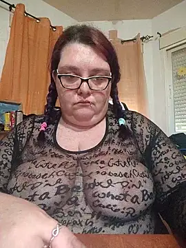 Chat XXX en directo de diosacurvy1984