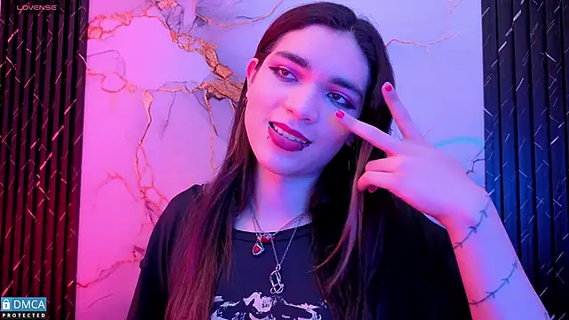 XXX chat uživo modela MaeveKuro