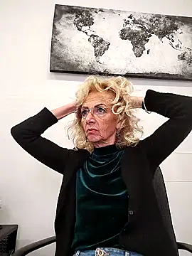 clarabell4 Chat XXX in diretta