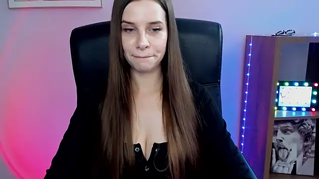 Chat +18 de LuxMaya ao vivo