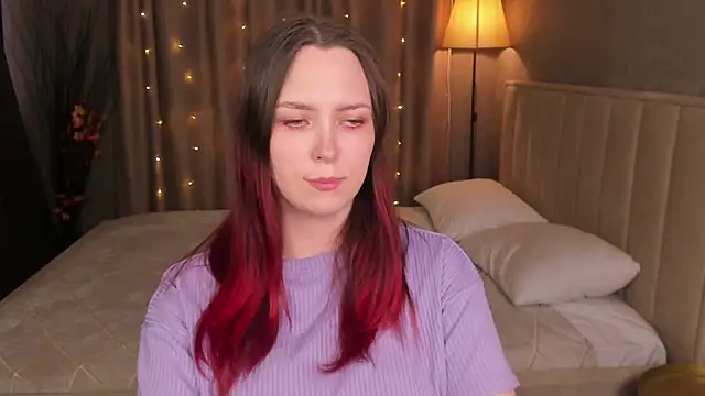 Chat +18 de Monica__Queen ao vivo