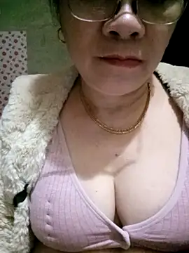 small-house123 – Naživo XXX chat