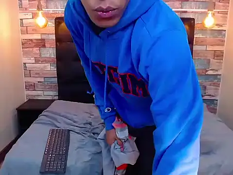 Chat XXX en directo de Luigi_Ferrer