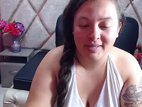 แชท XXX สดของ Sarah_Boobs_