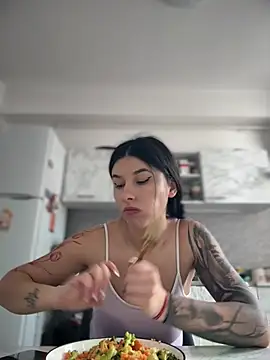 DramaQueen__ Obrolan Langsung XXX