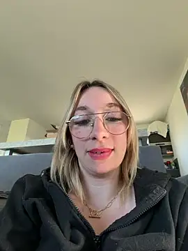 Chat XXX en directo de Giuliana_baby