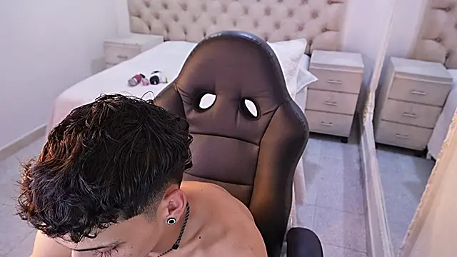 JhoanLeandro 现场XXX聊天