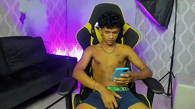 Boy_savoy Obrolan Langsung XXX