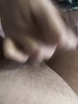 Show modela MadaamJizz_DickLewd na web-kameri