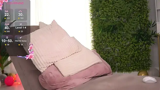 FreyaHeart's Live XXX Chat