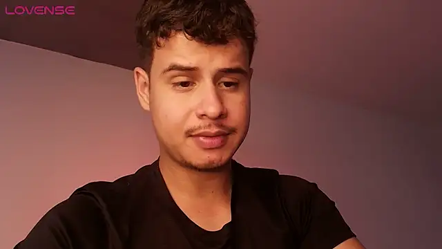 XXX chat uživo modela BjornSteel