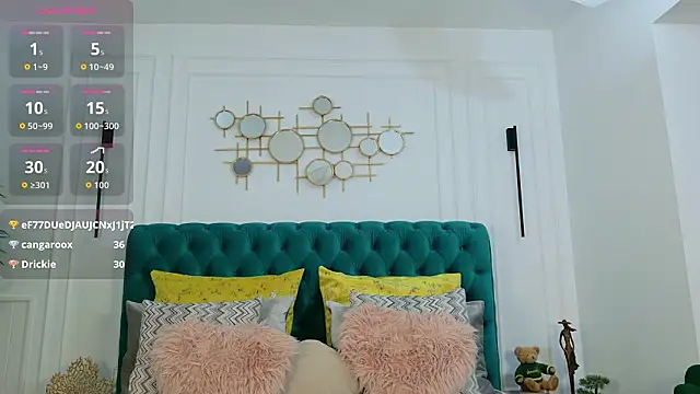 IrisLayne's Live Chat Room