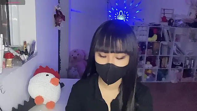 Tieu-May Chat XXX live