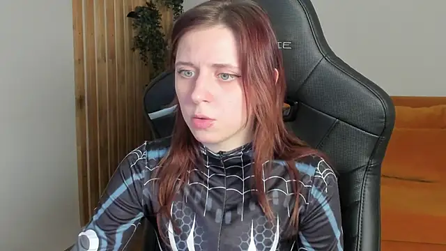 FreyaVey élő XXX-chatje