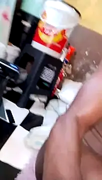 HornyAss_Bitch's Live XXX Chat