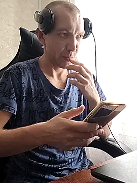 _uncle_Mitya-43_ Pertunjukan Webcam