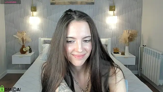 elise_robbie Chat XXX live