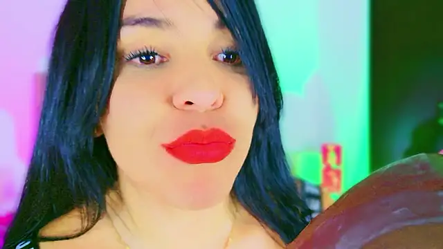 CharlootteEvans élő XXX-chatje