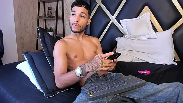 Thiagoferreti Live XXX-Chat