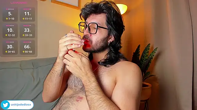 Ackerman_Eren_ Webcam show