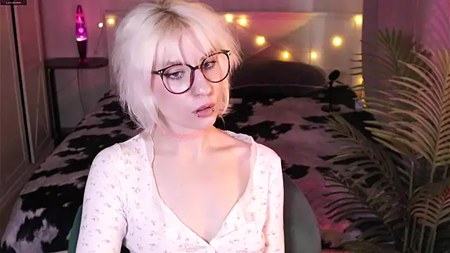 _Moonlight_t Adlı Modelin Canlı XXX Sohbeti