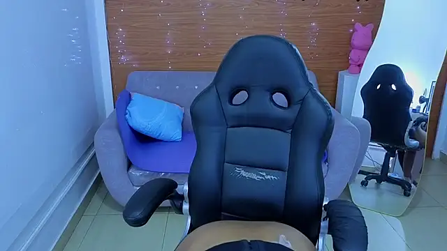 kamala_a Pertunjukan Webcam