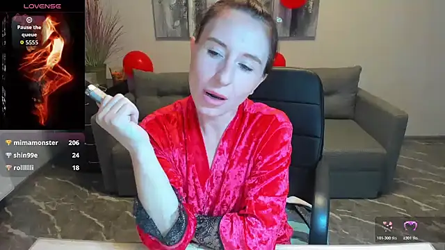 Betty_Jone 现场XXX聊天