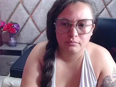 Sarah_Boobs_'s Live XXX Chat