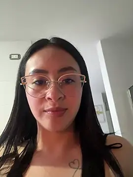 Anni_Rose 现场XXX聊天