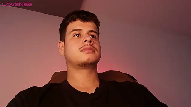 دردشة BjornSteel الجنسية المباشرة