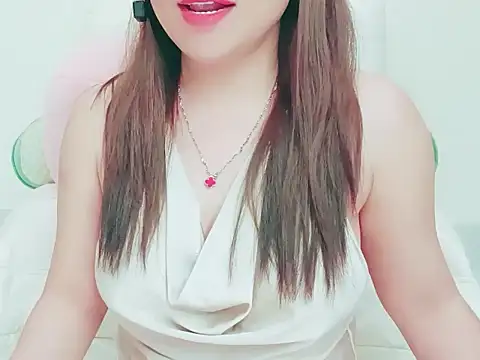 LinhCatxxx's Live XXX Chat