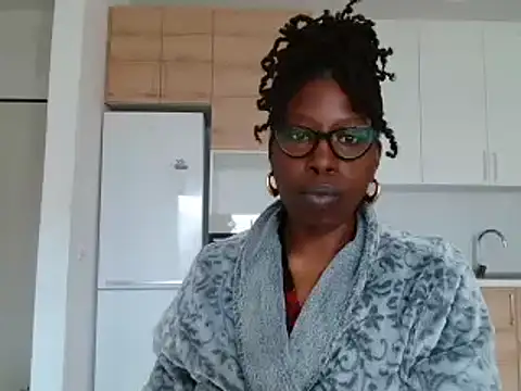 MasterIndigo – Naživo XXX chat