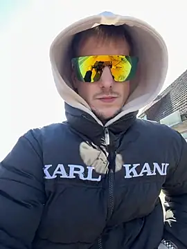 XXX chat uživo modela Cookieboy88