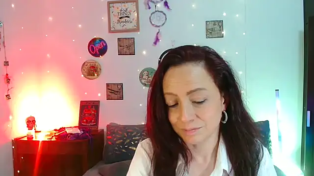 Catamilf77's Live XXX Chat