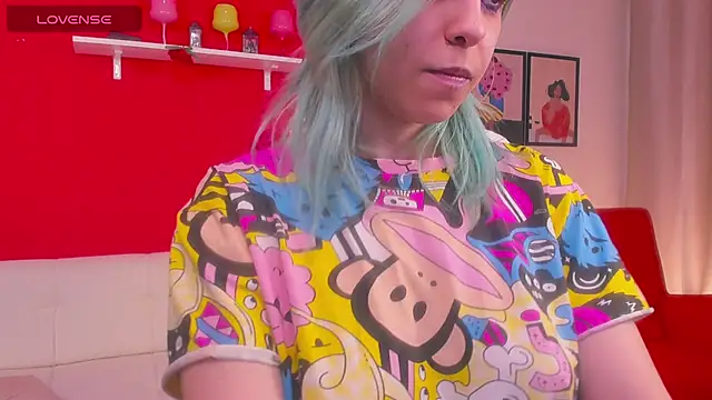 LiraBelle élő XXX-chatje