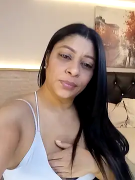 Lashmy111's Live XXX Chat