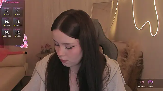 CoraMiel live XXX chat