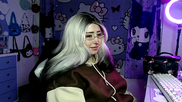 lussyevans24 Chat XXX live