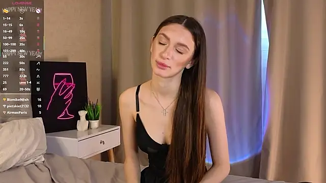 TaraWheeler Chat XXX in diretta