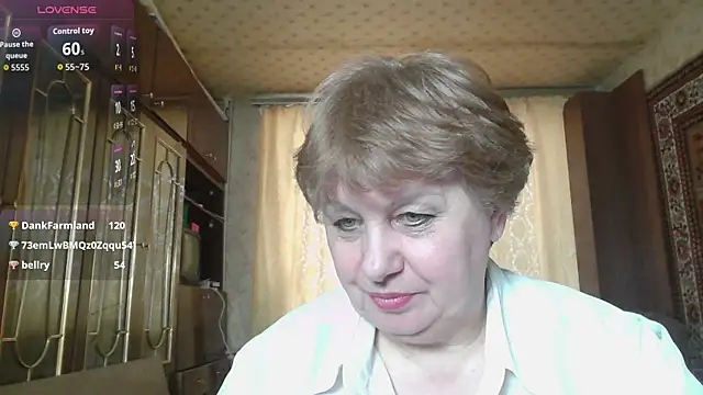 Casey_peach Show Webcam