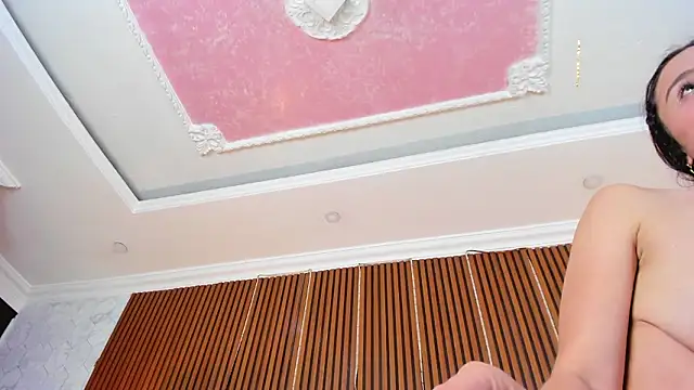 VictoriaKyros Chat XXX in diretta