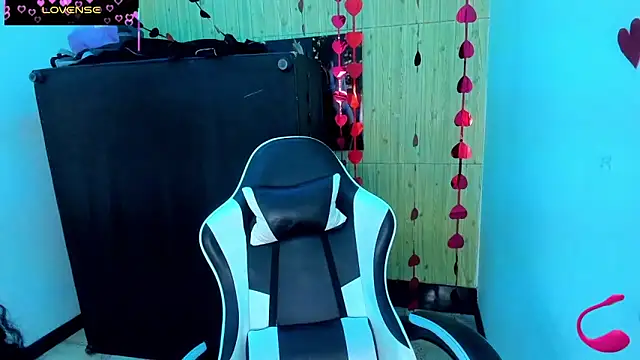 dolly_boob Chat XXX in diretta