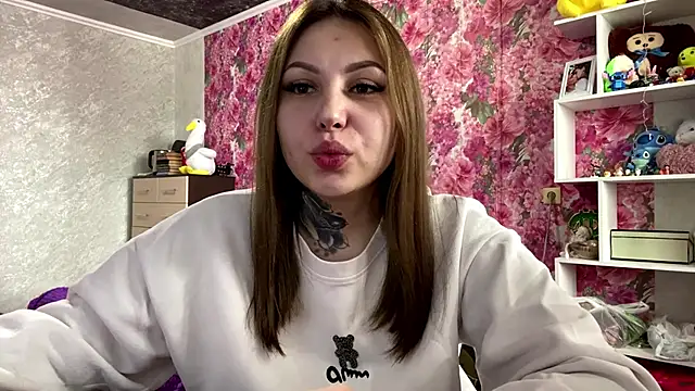 TraciBallena 即時 XXX 聊天