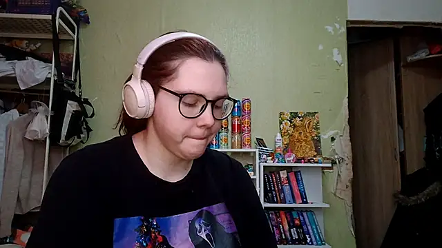 VannessaDillenbeck Live XXX-chat